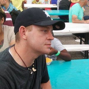 Meet your Posher, Lee